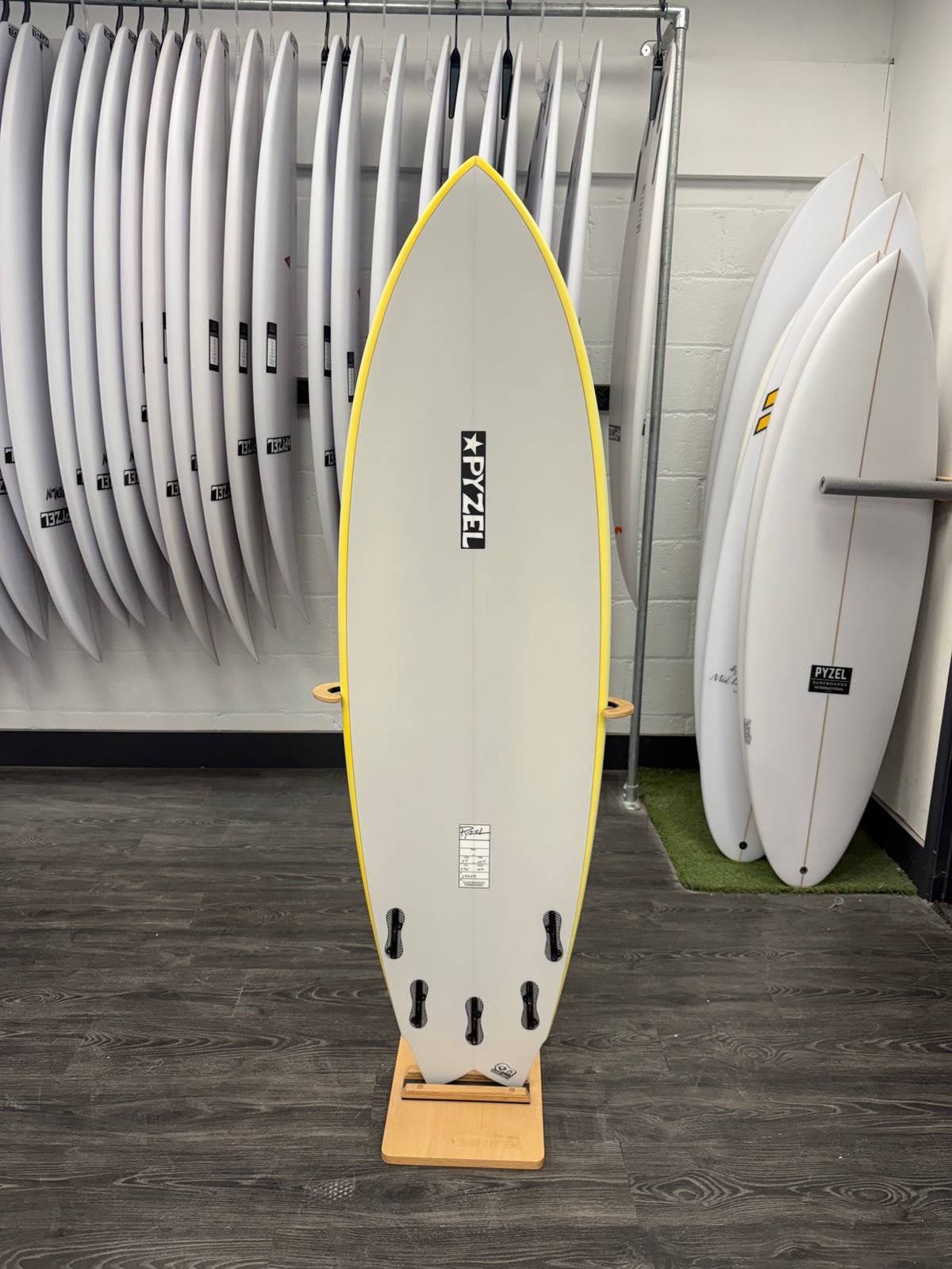 Pyzel Astro Pop EPS Surfboard 6'2"  FCS2