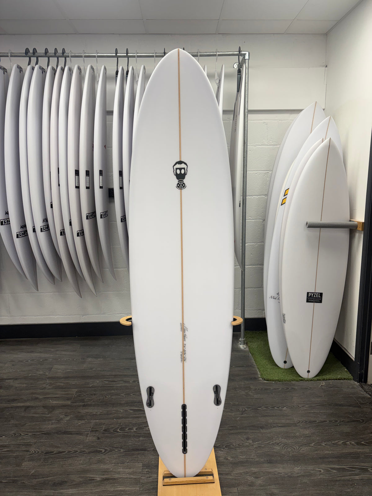 Mark Phipps One Bad Egg Surfboard 7'6"  FCS2