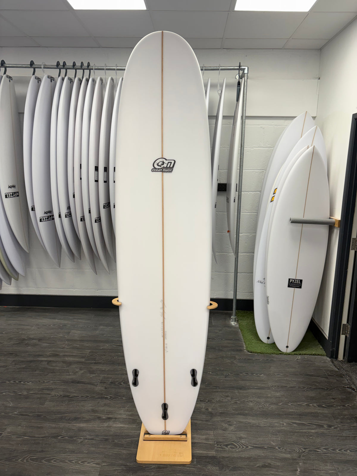 Ocean Magic OM Mini Mal Surfboard 8'0"  FCS