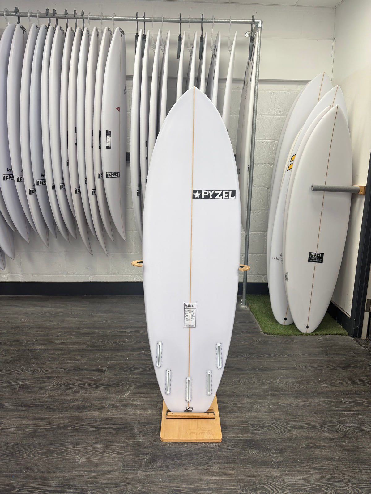 Pyzel White Tiger Surfboard 6'0"  FUTURES