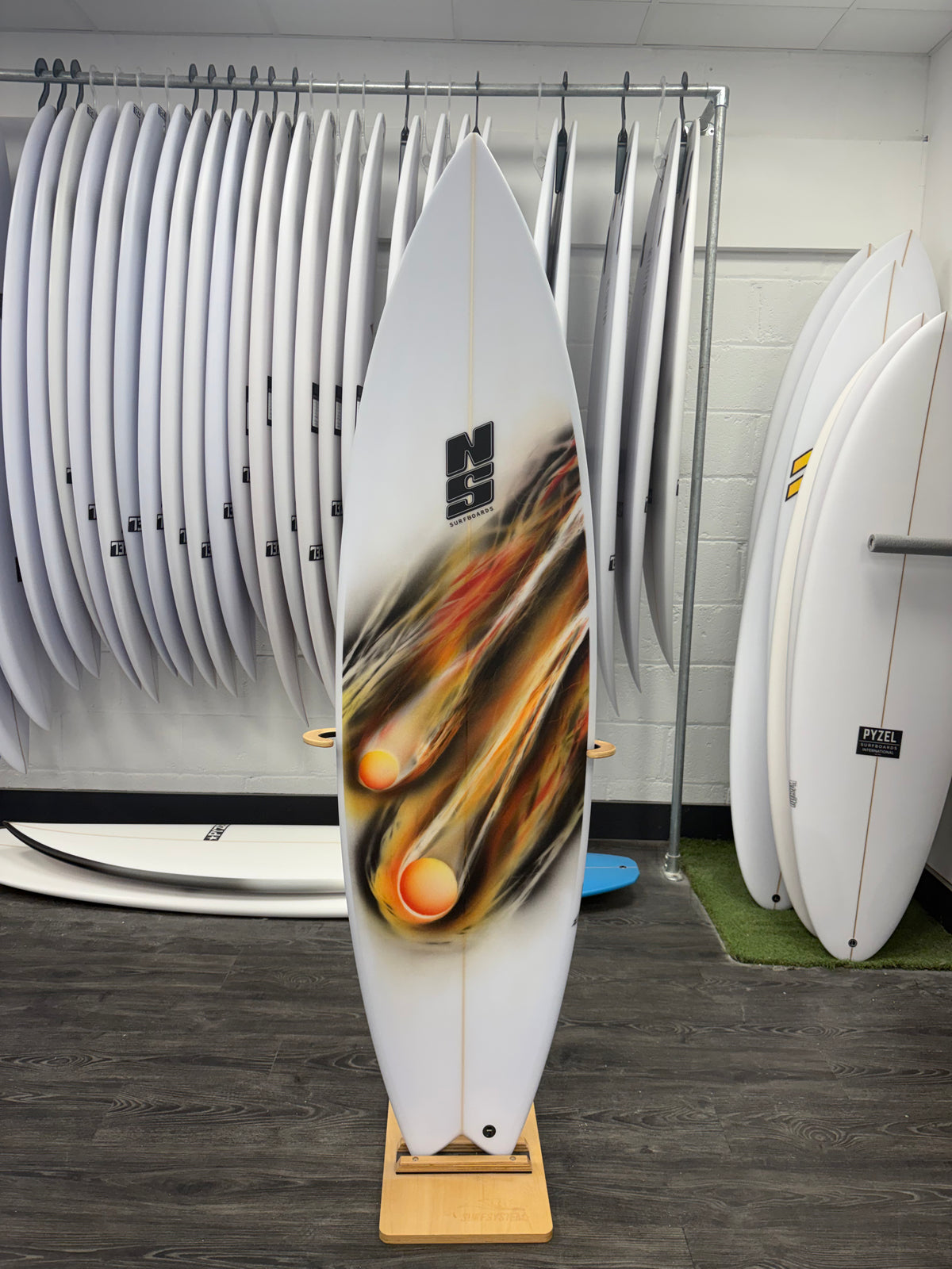 NS Surfboards Comet 2.0 Swallow Tail 6'4" FCS2